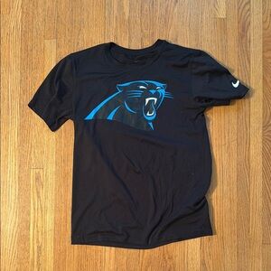 Nike Men’s Black Graphic Panthers Logo Short Sleeve Tee men’s small dri fit